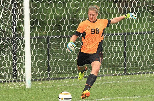 York Women's Soccer Advances Past Carnegie Mellon Into Second Round of NCAA Tournament; Christopher Newport Falls To Bowdoin