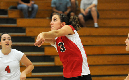 Frostburg State Senior Volleyball All-American Sarah Stephens Selected As The 2010-11 CAC Women&rsquo;s Scholar-Athlete Of The Year